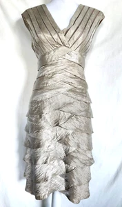 Adrianna Papell Damenkleid gold/hellbraun Stufen Größe 4 Flügelärmel - Bild 1 von 12