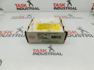PSG Controls Programmierbarer Thermostat 120VAC RPLV-120S-C - Bild 1 von 5