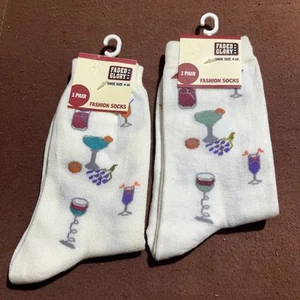 FADED GLORY Girls’ Fashion Socks 4-Pairs - Picture 1 of 1