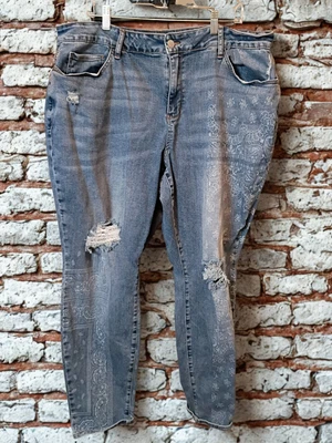 Pantalones de mezclilla para mujer Judy Blue talla grande 22W desgastados calce novio azul con patrón Foto 1 de 4