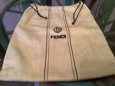 Bolsa antipolvo Fendi vintage amarilla aprox.  "Cordón de 12"" X 14,5""". VER FOTOS Foto 1 de 4