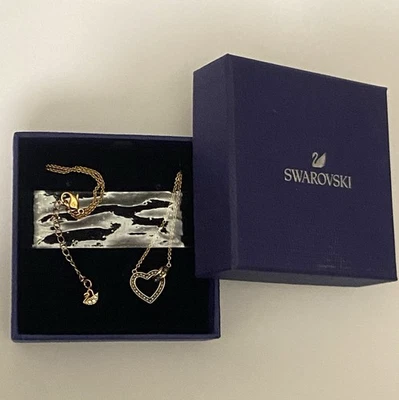 Stunning Swarovski Crystal Lovely Heart Necklace Blue Crystal Rose Gold Plated  - Image 1 of 4