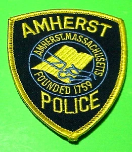 Amherst Massachusetts MA 3 1/2" HUT/WESTE VINTAGE POLIZEI PATCH KOSTENLOSER VERSAND - Bild 1 von 2