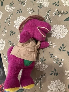 Barney The Dinosaur Safari Tourist Plush Toy Vintage Barney Plush Fun & So Cute - Picture 1 of 5