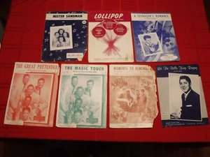 Lotto 7 spartiti anni '50 Sandman Lollipop Pretender Moments Campane adolescenti - Foto 1 di 23