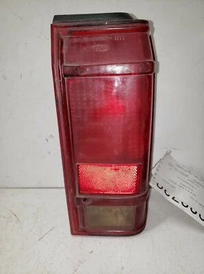 Luz trasera derecha Ford Bronco II 1986 Foto 1 de 4