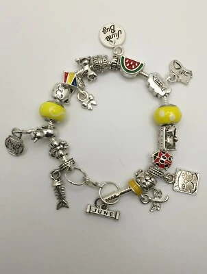 RARE Willabee and Ward Ladybug Dragonfly Kitten Kitty Cat Animal Charm Bracelet - Image 1 of 4