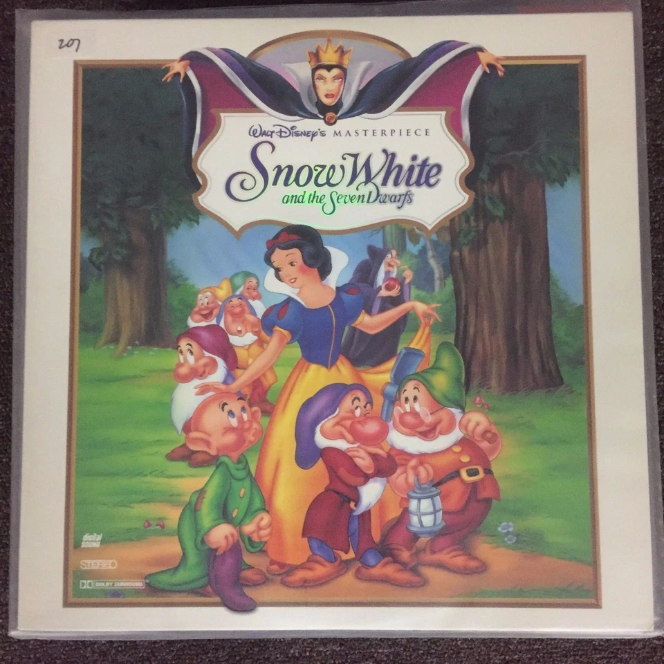 SNOW WHITE AND THE SEVEN DWARFS Laserdisc LD [1524 AS] Disney Masterpiece - Image 1 of 1