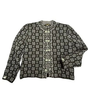 Taara Snowflake Wool Cardigan Sweater Women Medium Nordic Fair Isle Norway Hook - Picture 1 of 9