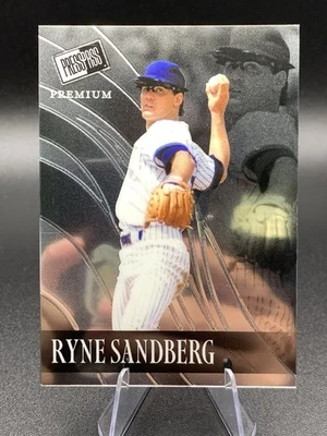 2024 Leaf Press Pass Premium Retro 57/99 Ryne Sandberg #RB-81 HOF Foto 1 de 4