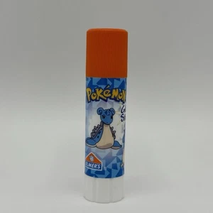 Vintage Pokemon 2000 Elmer's Glue Stick Lapras Blue Design FULL COLLA STICK - Foto 1 di 12