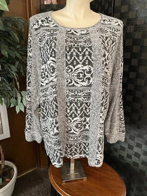 Suéter feminino de malha macia Ruff Hewn 3X. Preto branco cinza. Manga longa. Patch - Imagem 1 de 4