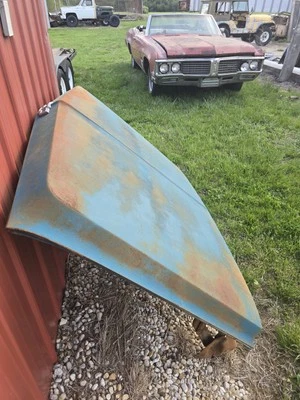 Campana extractora Chevrolet 69 a 70 C10 C20 C30 K10 K20 K30 Blazer Suburban Foto 1 de 4