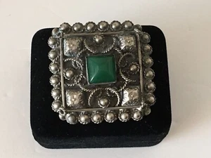 Broche vintage Italia años 40 Ascoli Piceno plata pergamino con piedra verde - Imagen 1 de 10