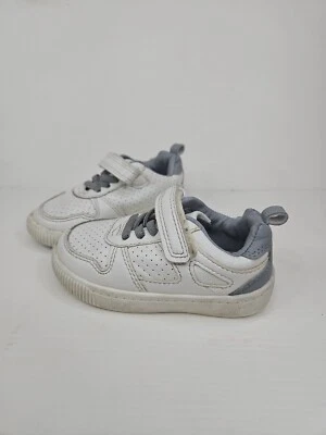 Tênis Carter’s Everystep Kyle branco bebê menino infantil tamanho 6 criança - Imagem 1 de 4