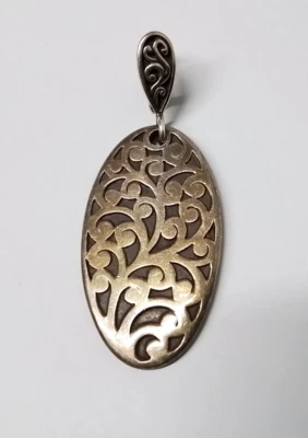 Colgante Lois Hill de plata de ley .925 ovalado tallado con paca con bisagras -24,1 G Foto 1 de 4