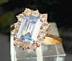 Anillo de aguamarina vintage de corte esmeralda de oro amarillo de 18 quilates 2,00 CTW - Imagen 1 de 9