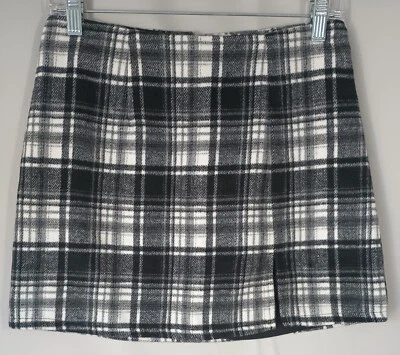 Forever 21 Mujer NUEVA Minifalda Mediana Negra Blanca Tartán Cuadros Lana Cremallera Trasera Foto 1 de 4