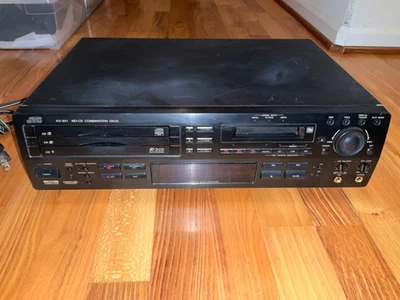 JVC XU-301 MiniDisc (MD) 3 CD Changer Player/Recorder Vtg Made in Japan - Image 1 of 4