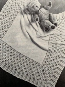 VBB007 KNITTING PATTERN BABY BLANKET SHAWL IN 3 PLY SIZE 38 X 38 INS - Picture 1 of 2