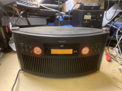 TEAC CD Receiver SR-L50 Radio Alarm Clock Hi-Fi System - Faulty - Image 1 of 4