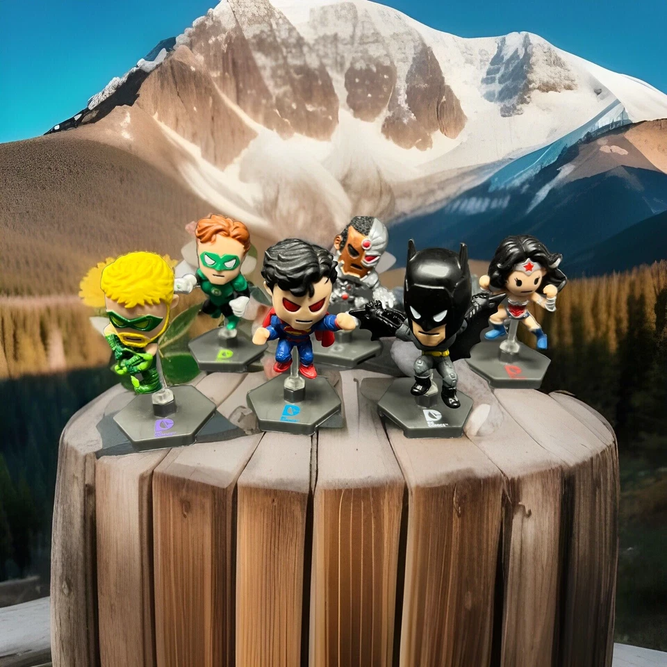 DC Comics Batman VS Superman Blind Bag Original Minis Series 1 Lot Of 6 - Image 1 of 4