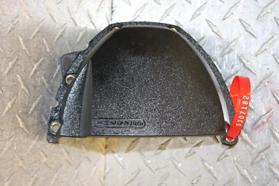 Cubierta de piñón de triple motor Triumph Speed 2009 Foto 1 de 4