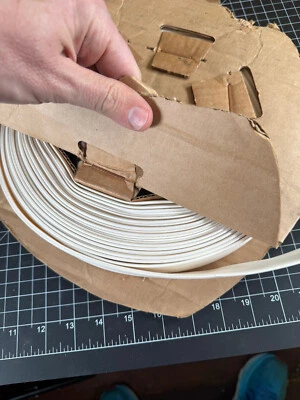 Tubo termorretráctil de pared delgada 3M FP301-1-100'-Blanco-Carrete FP-301-1-Blanco-usado Foto 1 de 4