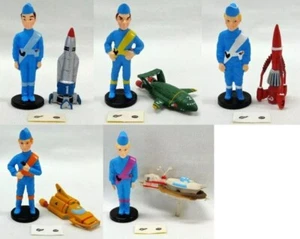 Yujin, COLECCIÓN DE FIGURAS DE PILOTO Y VEHÍCULO THUNDERBRDS, Juego completo de los 5 artículos - Imagen 1 de 13
