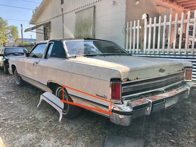 74-79 Lincoln Continental Town Car  Coupe NOS Left Quarter PANEL TRIM MOULDING - Image 1 of 3