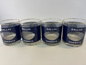 Set di 4 DALLAS COWBOYS squadra di calcio NFL casco Houze Art blu bicchiere da whisky - Foto 1 di 5