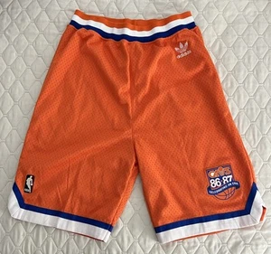 Cleveland Cavaliers NBA Adidas Vintage Orange Shorts Boys XL 18-20  - Picture 1 of 4