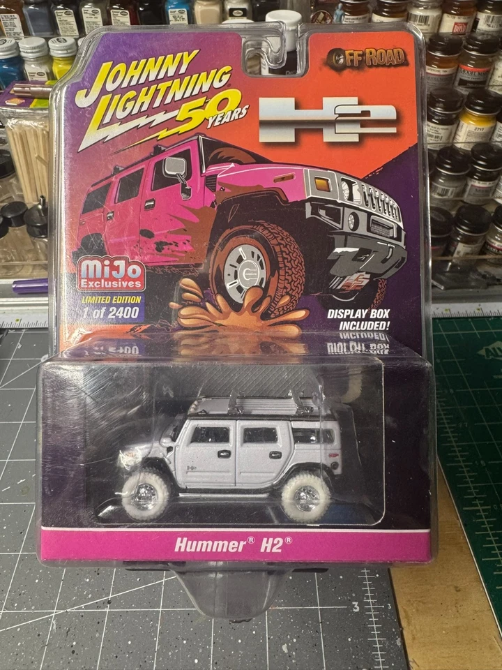 Johnny Lightning Off Road Mijo Ex Hummer H2 White Lightning Chase #JLCP7210 - Image 1 of 3