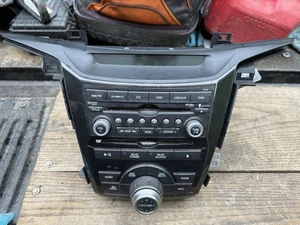 HONDA ODYSSEY 2012 OEM Navigation AM FM CD Radio Receiver 39101-TK8-A632-M2 - Picture 1 of 3