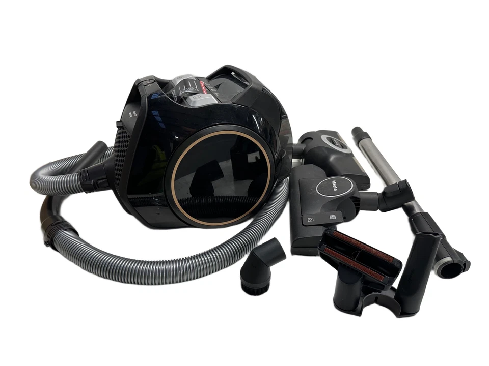 Miele Boost CX1 Cat & Dog Bagless Vacuum Cleaner Black (Dirty/Scratched} - Image 1 of 4