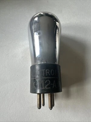 1 tubo de vacío Radiotron UX 112A Foto 1 de 4