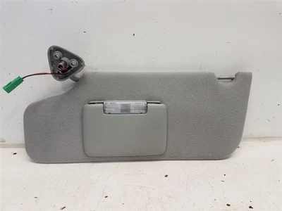 2005-07 Mercury Montego Drivers Left Sun Visor - Illuminated W/O Garage Opener - Image 1 of 4