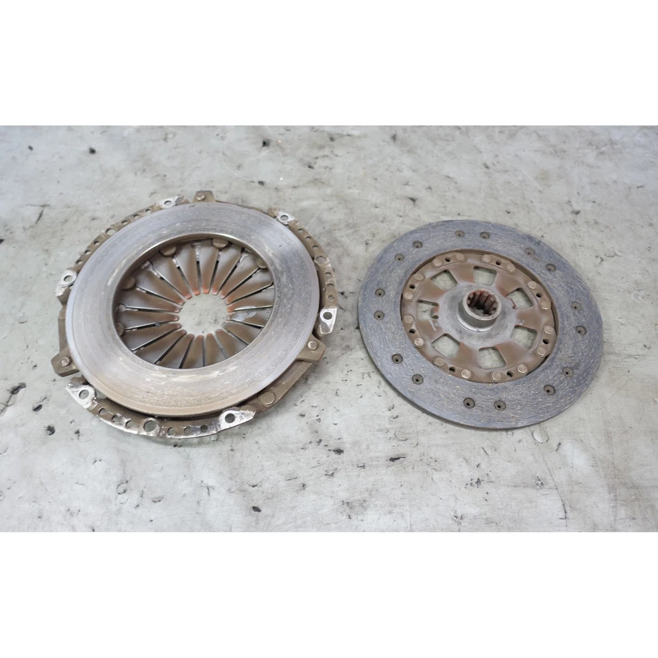 1996-1999 BMW E36 328i E39 528i M52 6-Cyl Sachs Clutch and Pressure Plate Set OE - Image 1 of 4