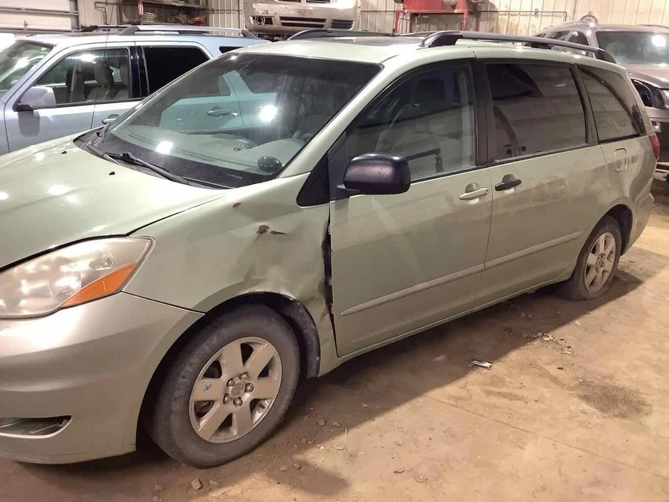 Used Front Left Door Assembly Front fits: 2006 Toyota Sienna electric windows L. - Image 1 of 4