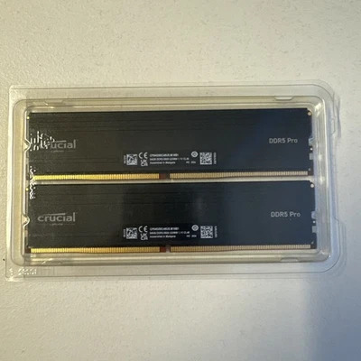 Crucial Pro 128GB (2 x 64GB) DDR5 5600 MHz UDIMM Memory Kit / CP2K64G56C46U5 - Image 1 of 4