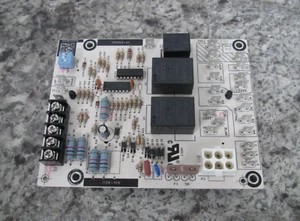 Lennox 106363-01 1138-105 19S83 Furnace Control Circuit Board Used Free Shipping - Picture 1 of 4