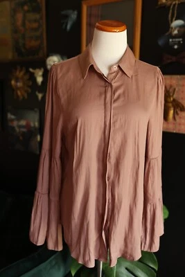 Top Boho Fluido M Semilla Mostaza Nuevo con Etiquetas Malva Abotonada Manga Campana Manga Satén Foto 1 de 4