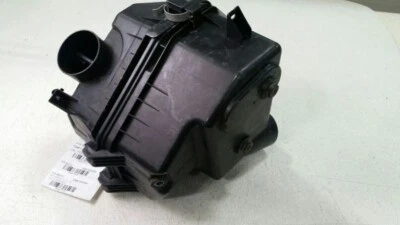 Toyota RAV4 2006-2012 caja de aire/limpiador 4 cilindros (motor 2AZFE) FABRICANTE DE EQUIPOS ORIGINALES Foto 1 de 3