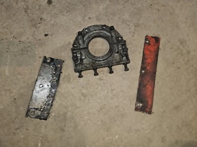 FARMALL M. GAS ENGINE REAR CRANKSHAFT OIL SEAL RETAINER AN COVERS C248 - Image 1 of 4