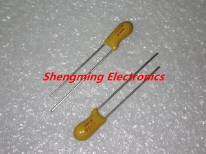 20 pz condensatore tantalio DIP 25 V 10 UF 106H - Foto 1 di 1
