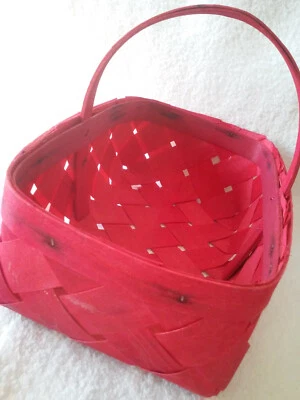 Wood Red Fruit Basket Handle Free Standing 10x6x3.5" Storage Holiday Christmas - Image 1 of 4