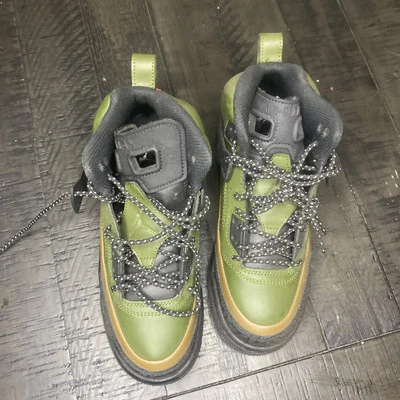 Jordan Winterized Spizike GS 'Legion Green' | Niño Talla 7 Foto 1 de 4