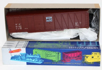 Roundhouse 2141 HO 50' Ext Brace Box Car w Auto End Door kit WP 40052 NIB - Image 1 of 2