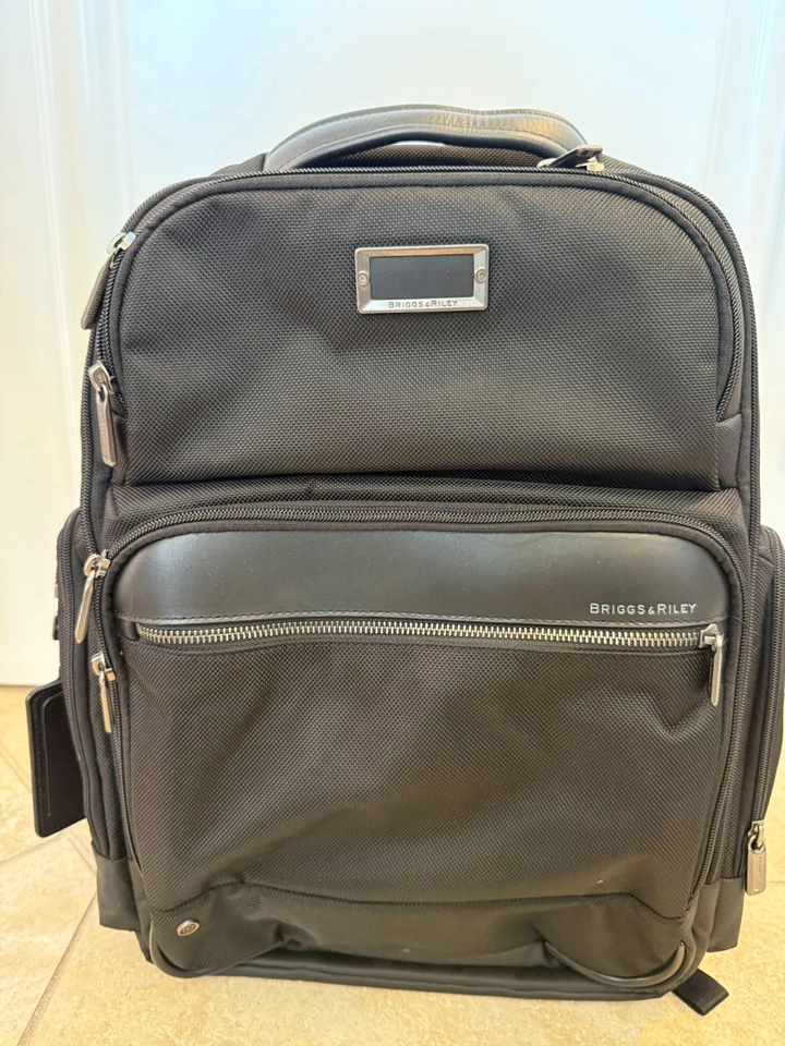 Mochila grande "de trabajo" Briggs and Riley - negra Foto 1 de 4