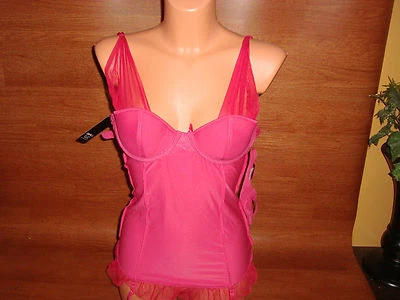 Lencería íntima para mujer Rampage rosa de dos piezas de peluche con tanga talla pequeña S  Foto 1 de 4